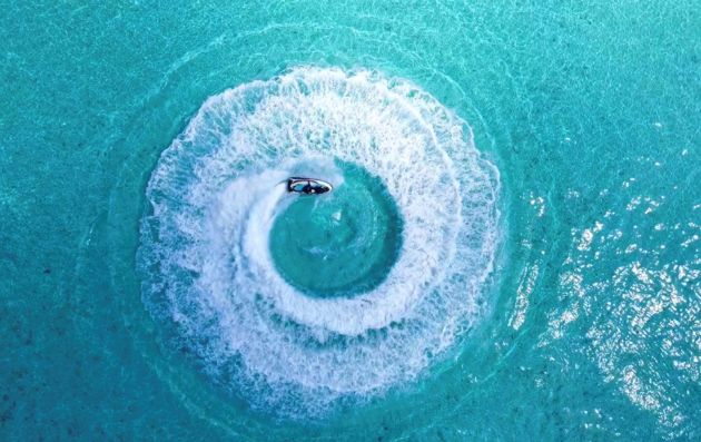 JET SKI