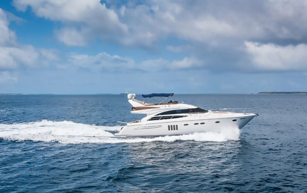 BLEND LUXURY YACHT
